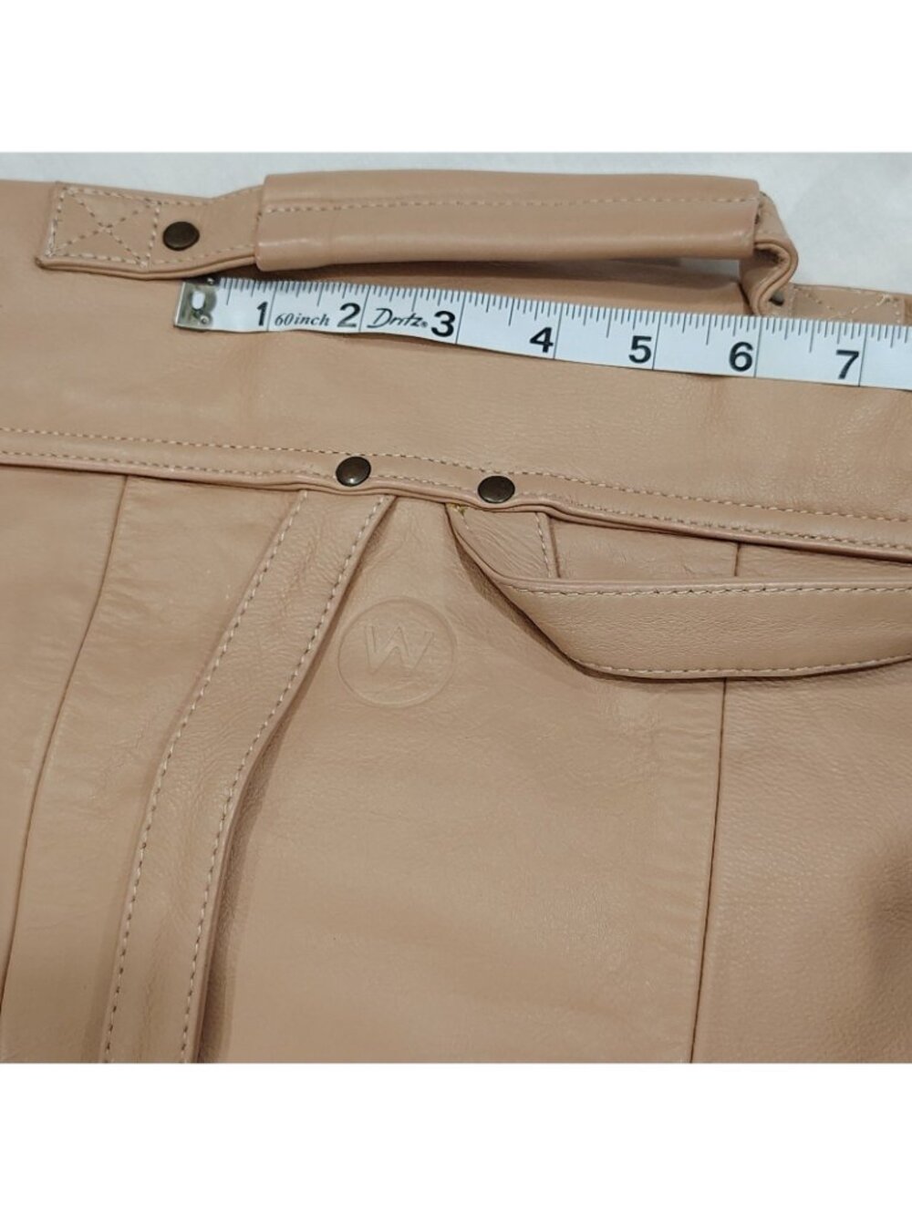 Wanderers Travel Co The Bondi Backpack Full Grain Leather Blush Magnetic Closure - Picture 15 of 16